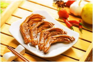 绝味鸭脖上市,和周黑鸭 煌上煌会师,休闲食品为何如此受资本青睐